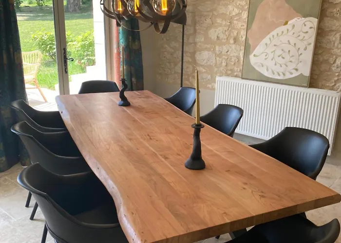 Manoir Des 2 Sources 3* 莫内斯捷