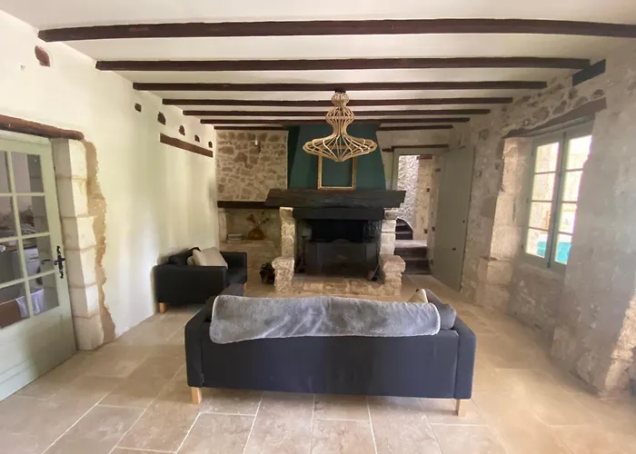 住宿加早餐酒店 Manoir Des 2 Sources 莫内斯捷