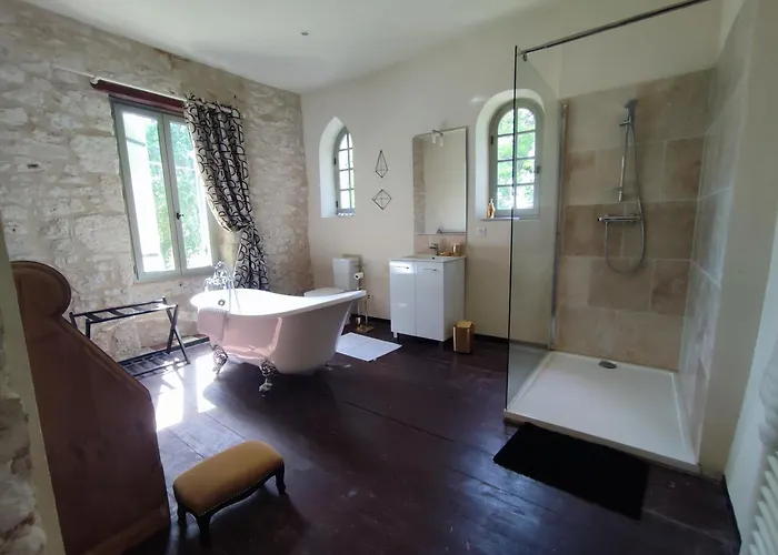 Manoir Des 2 Sources 3* 莫内斯捷